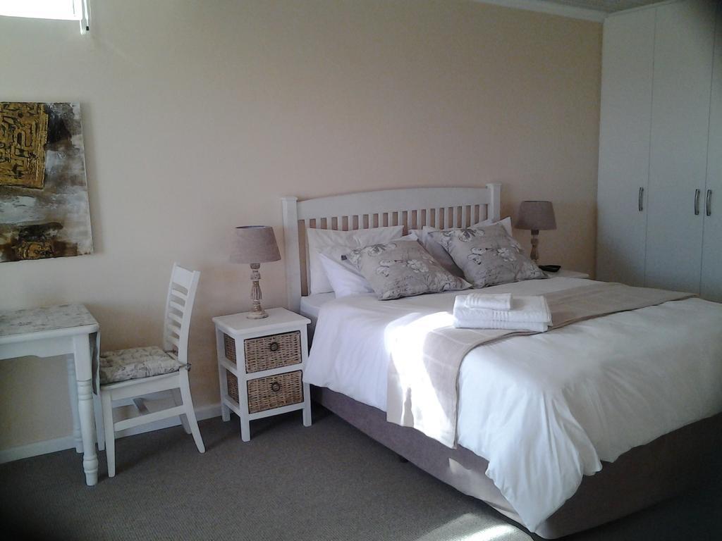 Masada Guest House Langebaan Rum bild